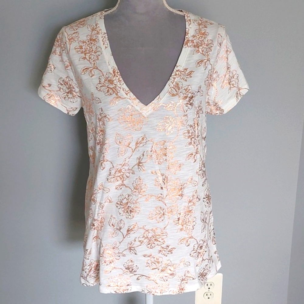 A New Day white cotton knit top with copper metallic print, size L